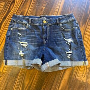 Maurice’s Dark High Rise Ripped Cuffed Hem Denim Shorts Size 18W